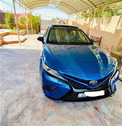 تۆیۆتا کامری